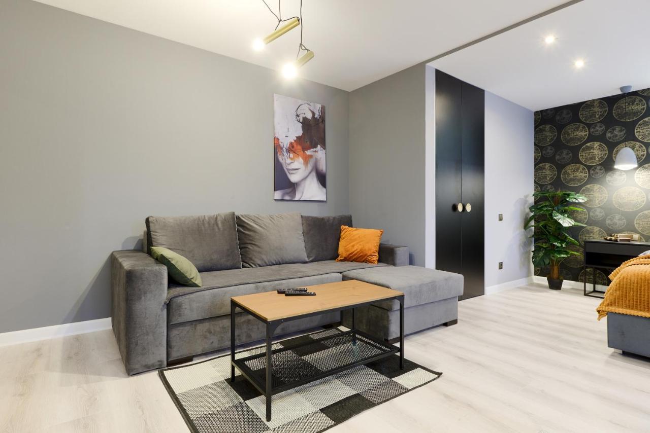 New Apart Lesi Ukrainky Blvd And Olimpiyska And Kreshchatyk And Manhattan City With Parking Киев Екстериор снимка