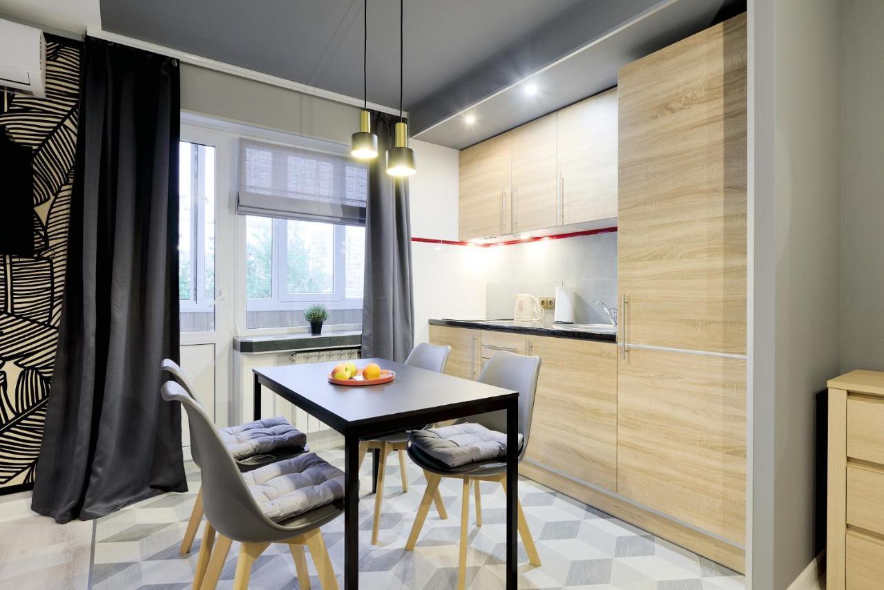New Apart Lesi Ukrainky Blvd And Olimpiyska And Kreshchatyk And Manhattan City With Parking Киев Екстериор снимка